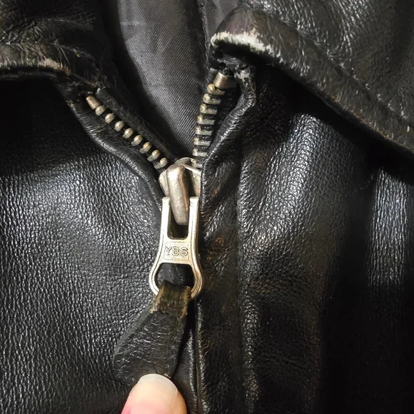 Men's Geniune Black Leather Vintage Jacket - Picture 6 of 14